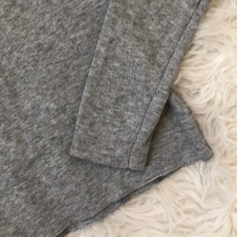 Round or Open Shoulder Ribbed Top - Picture 2 of 4